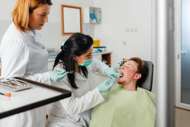Best Weekend Emergency Dental Services in Geneva, IL